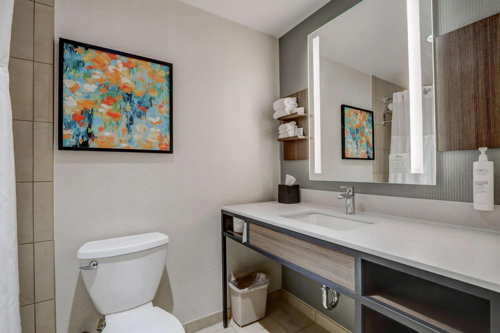 Hilton Garden Northwest Hotel 3*