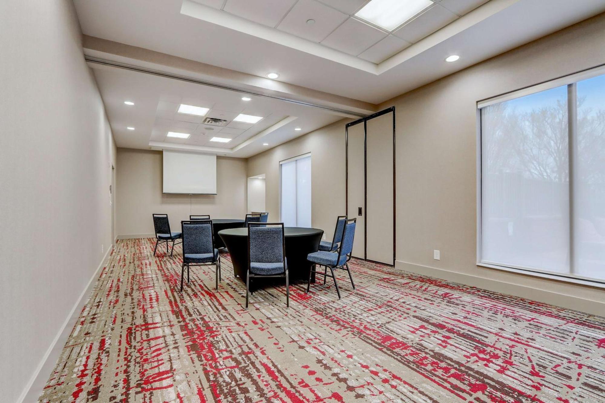 Hotel Hilton Garden Northwest 3*